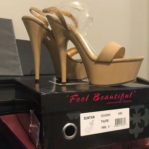 Johnathan Kayne Heels